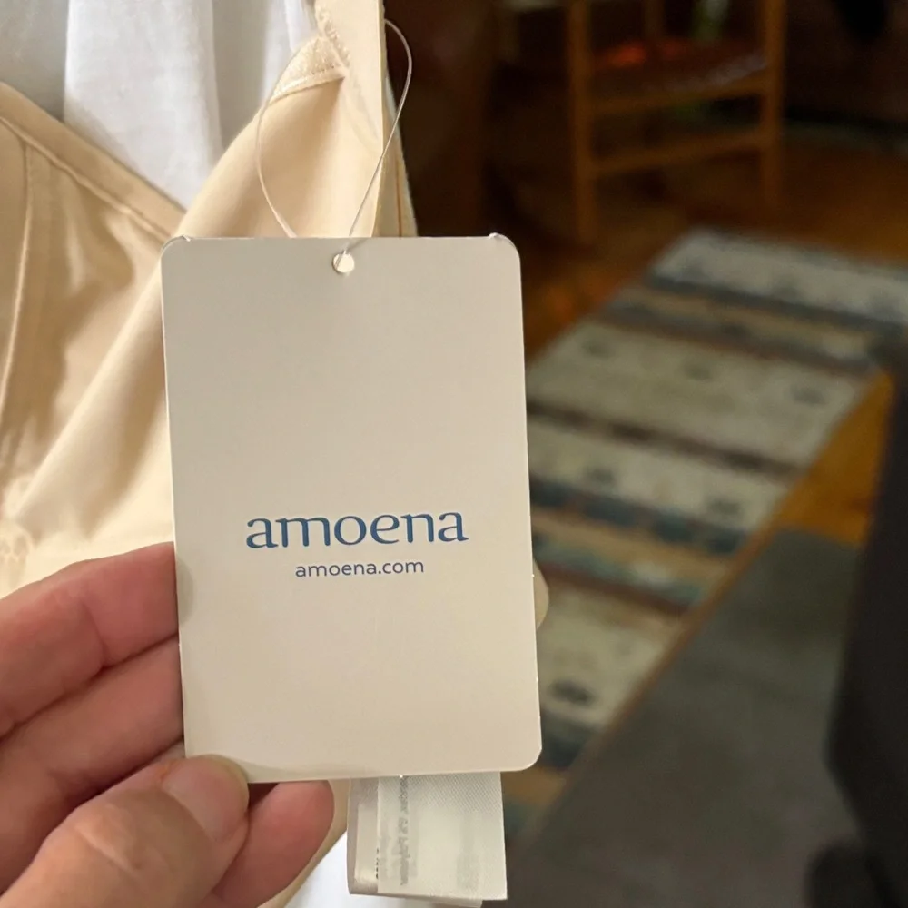 Amonena Elegant Beige Bra NWT SIZE 44D - Picture 3 of 8